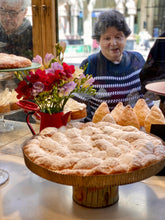 Cargar imagen en el visor de la galería, Ensaïmades Tenda