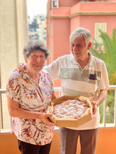 Cargar imagen en el visor de la galería, Ensaïmades Tenda